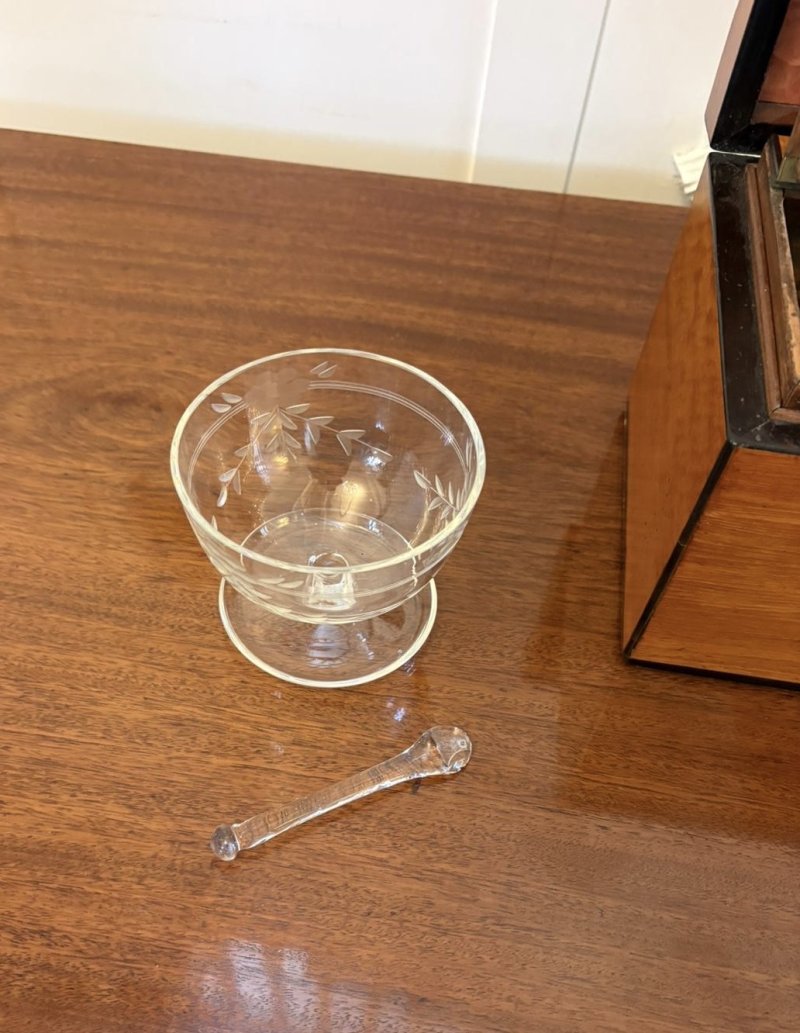 Antique Georgian Satinwood Tea Caddy Box with Original Glass Bowl and Mixing Stick - Image 2